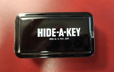 Vintage key holder Hider Magnetic auto 
