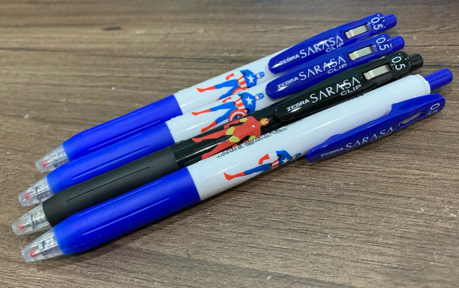 SARASA ZEBRA サラサクリップ MARVELコラボ 50本セット Amazon | ゼブラ ジェルボールペン サラサクリップ 0.5 マーベル