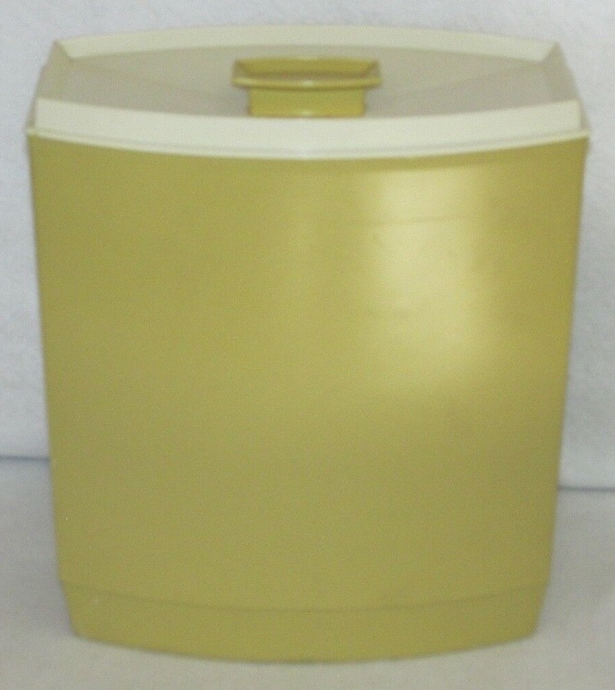 Vintage Canister~Retro ~Mid-Century~Plastic~Harvest Gold~Flowers~20 c~Flour~9