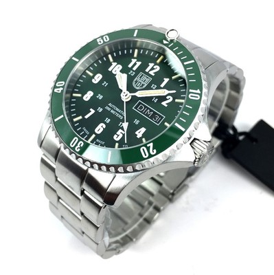Pre-owned Luminox Men's  Automatic Sport Timer Green Dial Steel Swiss Made Watch Xs.0937