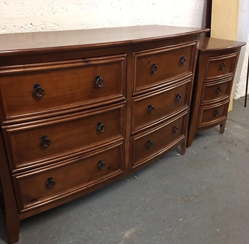 ** WALNUT BEDROOM FURNITURE - large chest of drawers & bedside table ...