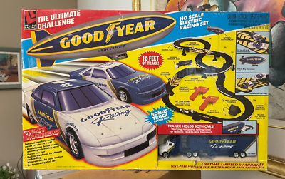 1993 LIFE LIKE 9538 GOOD YEAR RACING HO Slot Car Set SEALED