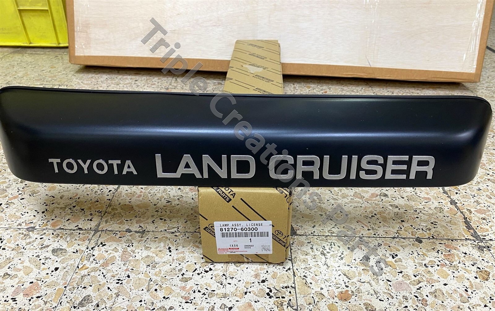 Toyota Genuine 81270-60300 Lamp Assy License Plate 8127060300 OEM