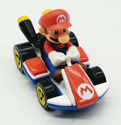 Hot Wheels Nintendo Super Mario Standard Kart Die Cast Car 2018