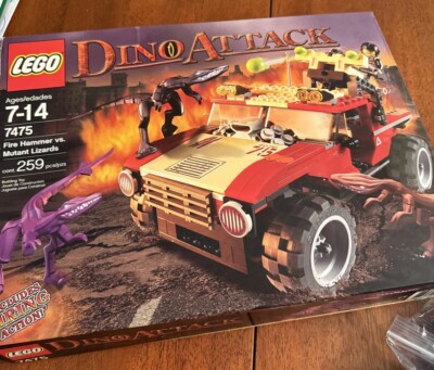 LEGO Dino Attack Fire Hammer vs. Mutant Lizards 7475.Incomplete Set