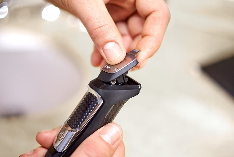 Philips  Multigroomer All-In-One Trimmer Series 3000, 13 Piece Mens Grooming Kit