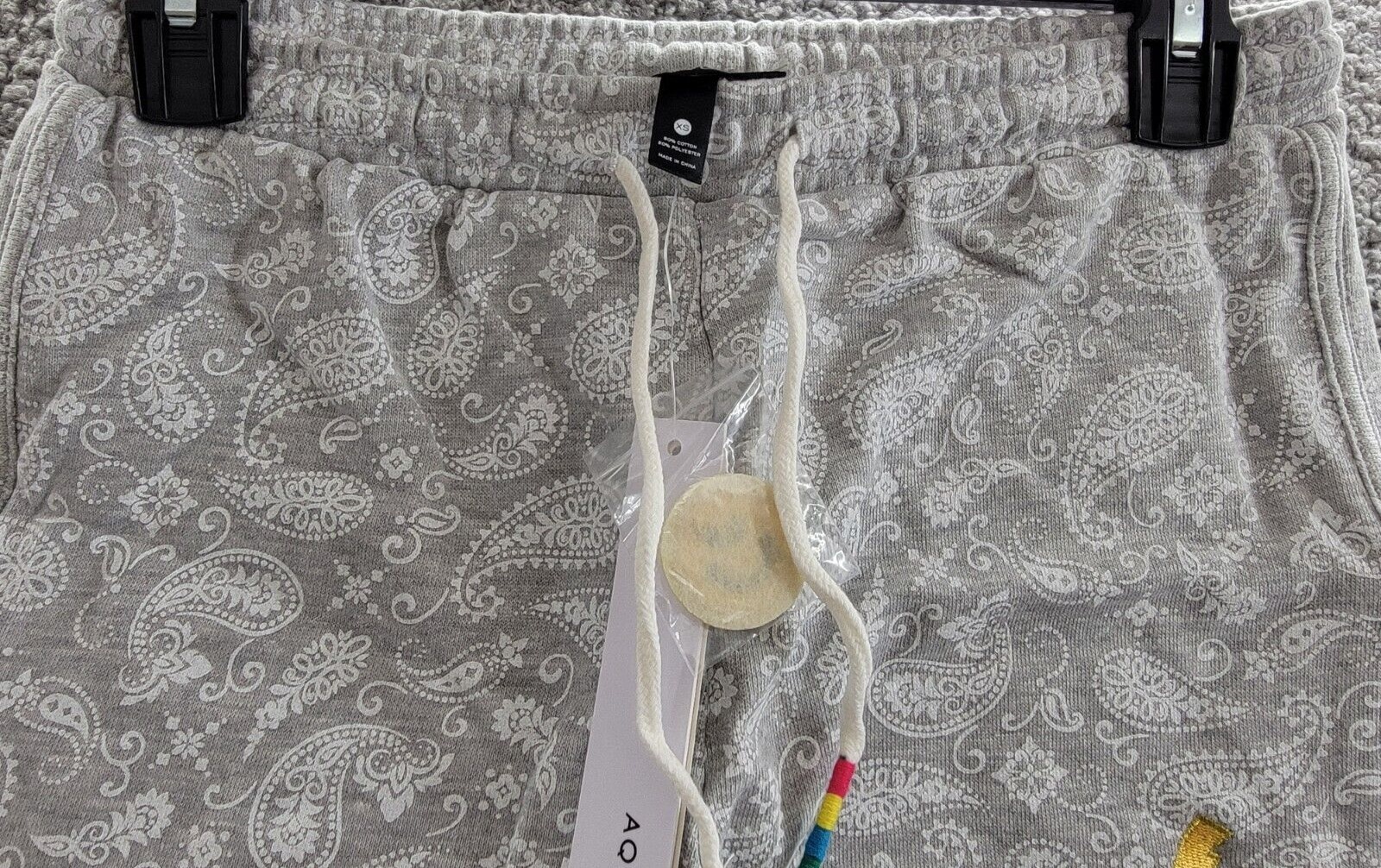 AQUA Camp Bandana Print Lightning Patch Shorts Women's XS Gray Paisley Pull On - Picture 3 of 17