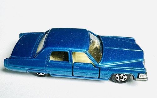 トミカ  日本製 NO.F2  CADEILLAC キャデラック 1976 トミカ 日本製 NO.F2 CADEILLAC キャデラック 1976 - メルカリ