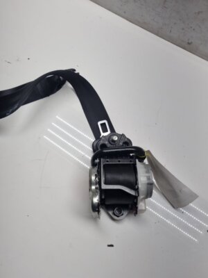 SKODA OCTAVIA MK3 SEAT BELT FRONT LEFT 7N0857737 2012-2015