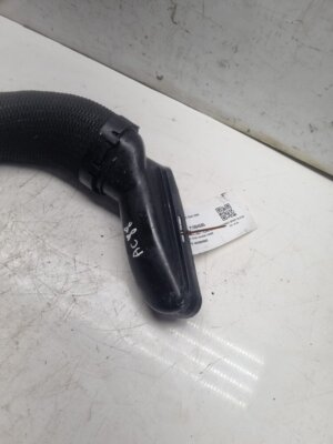 MERCEDES C CLASS W204 AIR INTAKE DUCT PIPE A6420945597  2009-2014