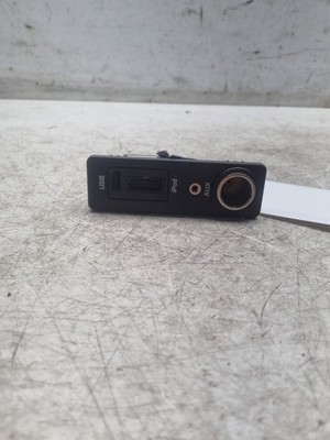 JAGUAR XF X250 AUX USB INPUT PORT OUTLET A2C53278681 2009-2015
