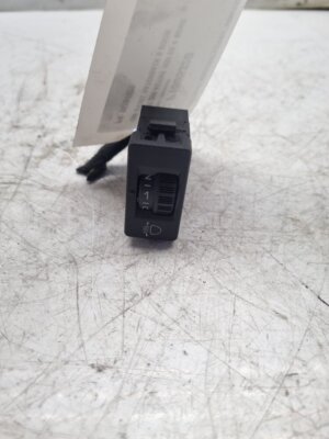 PEUGEOT 208 HEADLIGHT LEVEL  ADJUSTMENT SWITCH 96384422  2012-2019