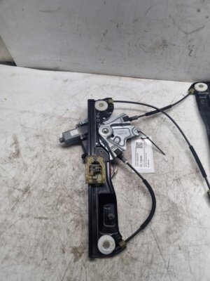 VAUXHALL INSIGNIA MK1 WINDOW REGULATOR MOTOR FRONT LEFT SIDE 965872102 13-17