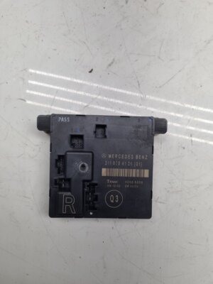 MERCEDES E CLASS W211 DOOR CONTROL MODULE REAR RIGHT 2118704126 2005-2008
