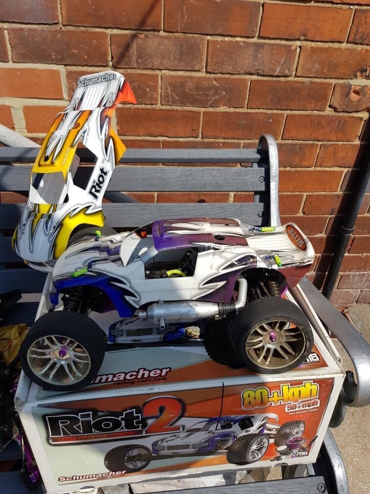 Rc petrol car with loads spares in Sunderland, Tyne and Wear Gumtree