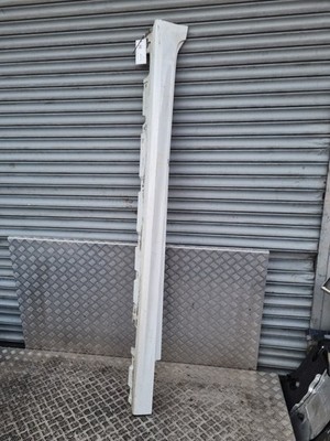 BMW 5 SERIES F10 SIDE SKIRT DRIVER SIDE WHITE 7903888 2010-2017