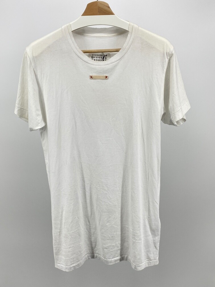 Tシャツ・カットソー MAISON MARGIELA Men T-shirt White S50NL0049M20060 101 Maison Margiela distorted-logo Cotton T-shirt | White