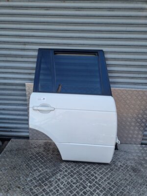 RANGE ROVER AUTOBIOGRAPHY DOOR BARE REAR DRIVER Fuji White (867) 2010-2012