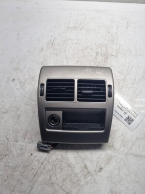 Jaguar Xf V6  Saloon 4 Door CENTRE CONSOLE REAR AIR VENTS AND TRIM 2009-2015