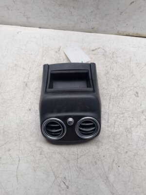 MERCEDES C CLASS W205 REAR CENTRE CONSOLE AIR VENTS A2058300501 2015-2018