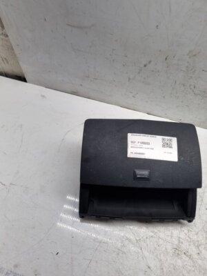 MERCEDES  C CLASS W204 DASHBOARD DISPLAY SCREEN WITH COVER TRIM A2046800931 2017