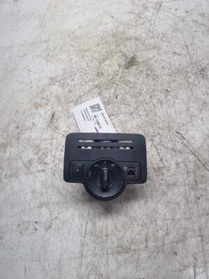 MERCEDES VITO W447 HEADLIGHT SWITCH A4476891039 19-24 VAN 