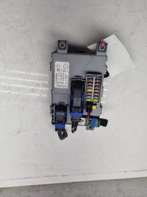 CITROEN C4 GRAND PICASSO MK2 FUSE RELAY BOX 01372879080 2013-2018