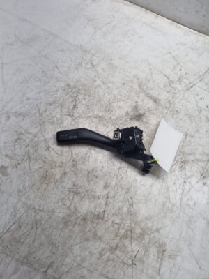 VOLKSWAGEN GOLF MK5 INDICATOR STALK 1K0953513 2004-2009 
