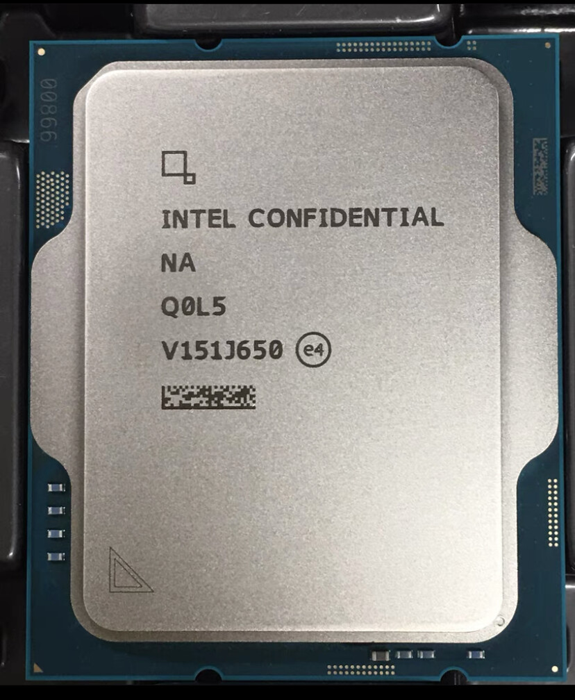 CPU COREi7-13700+Z790TAICHI Amazon.com: Intel Core i7-13700 Desktop Processor 16 cores