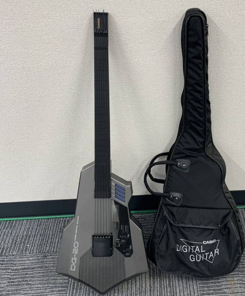 CASIO DG-20 digital guitar Electric guitar w/case,adapter CASIO DG-20 digital guitar Electric guitar w/case,adapter