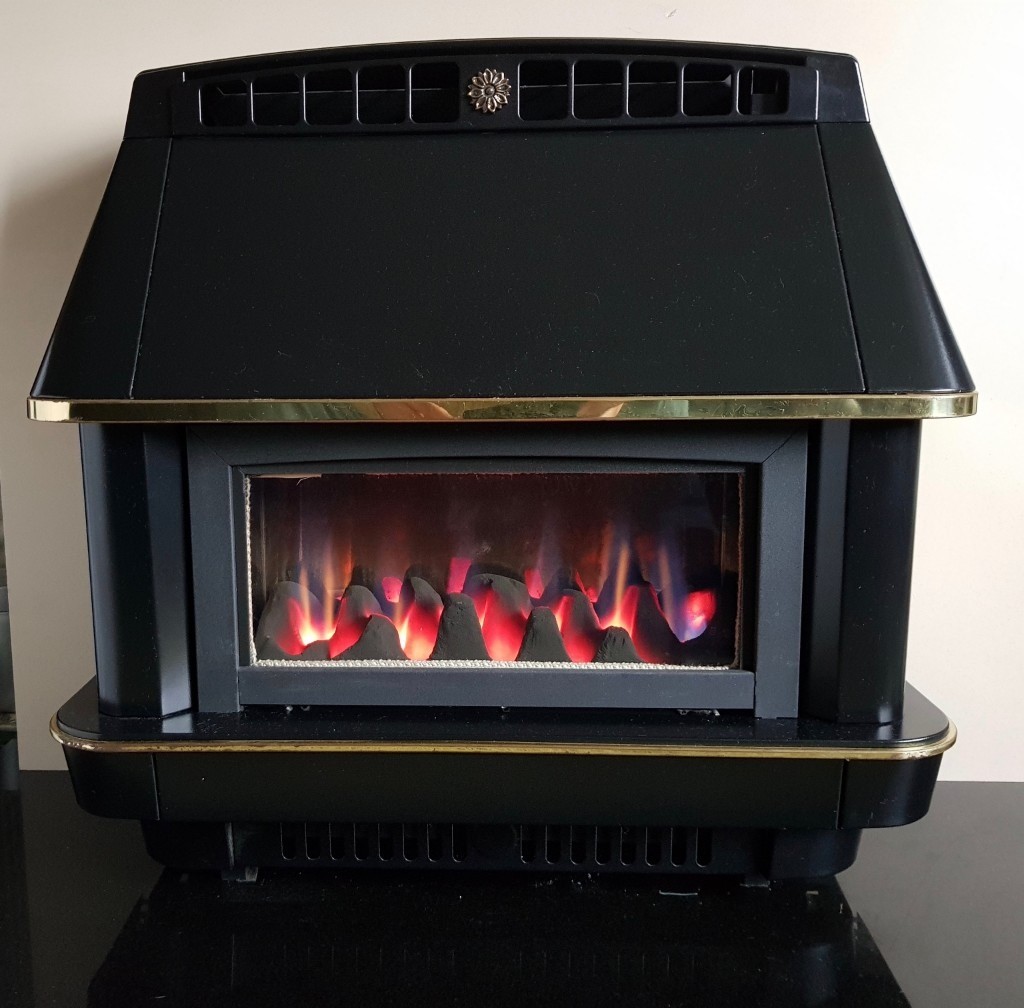 Robinson willey Firecharm RS 3.57 Kw Balanced Flue Gas Fire (Black