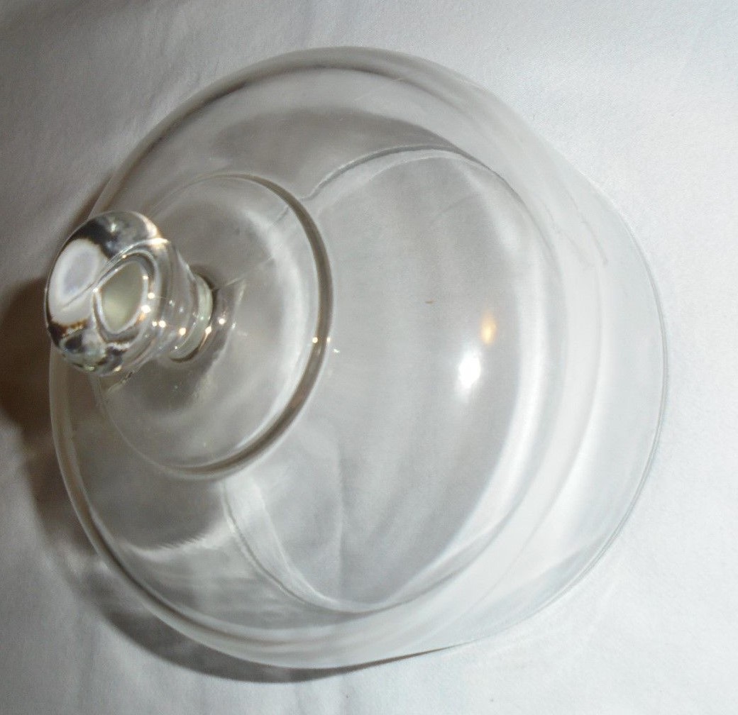 Cheese ball lid, clear glass and in excellent condition