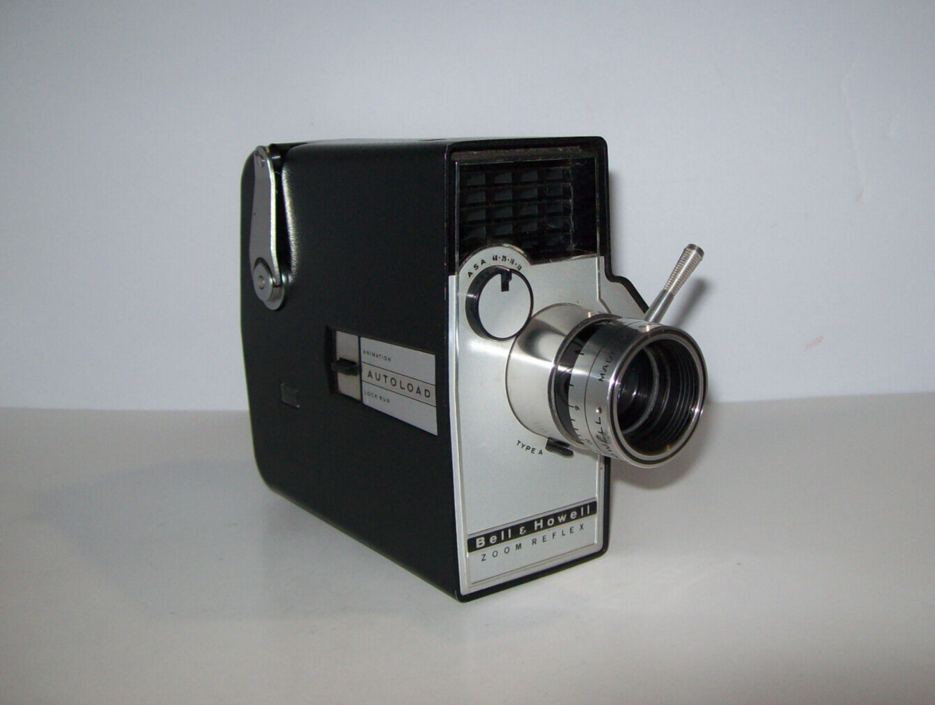 Bell & Howell Animation Autoload Zoom 8mm Film Movie Camera