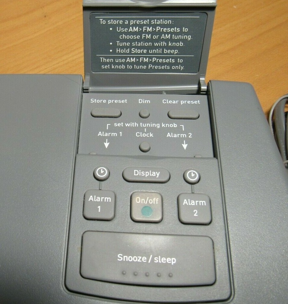 Boston Acoustics Recepter Receptor Gray AM/FM Alarm Clock Radio with Pre-Sets