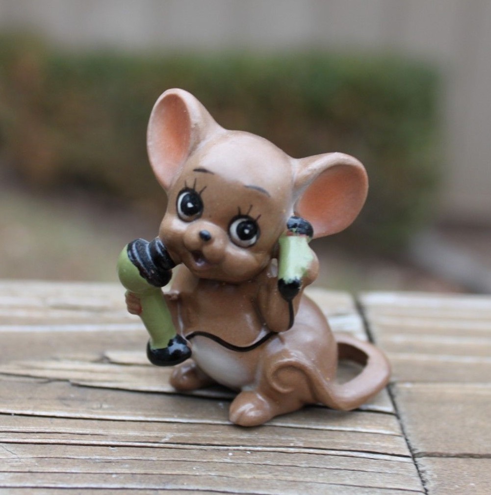 Four Vintage Josef Originals Mouse Village Figurines Bubbles Talkee Love Baby