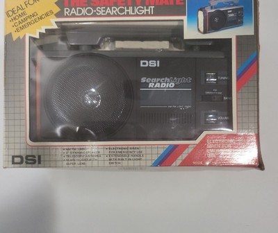 DSI Searchlight Radio AM/FM Light Flashlight The Safety Mate Model 68650 works