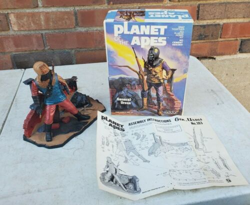 1973 Addar Planet of the Apes GENERAL URSUS Model Kit No. 103 - painted  parts 