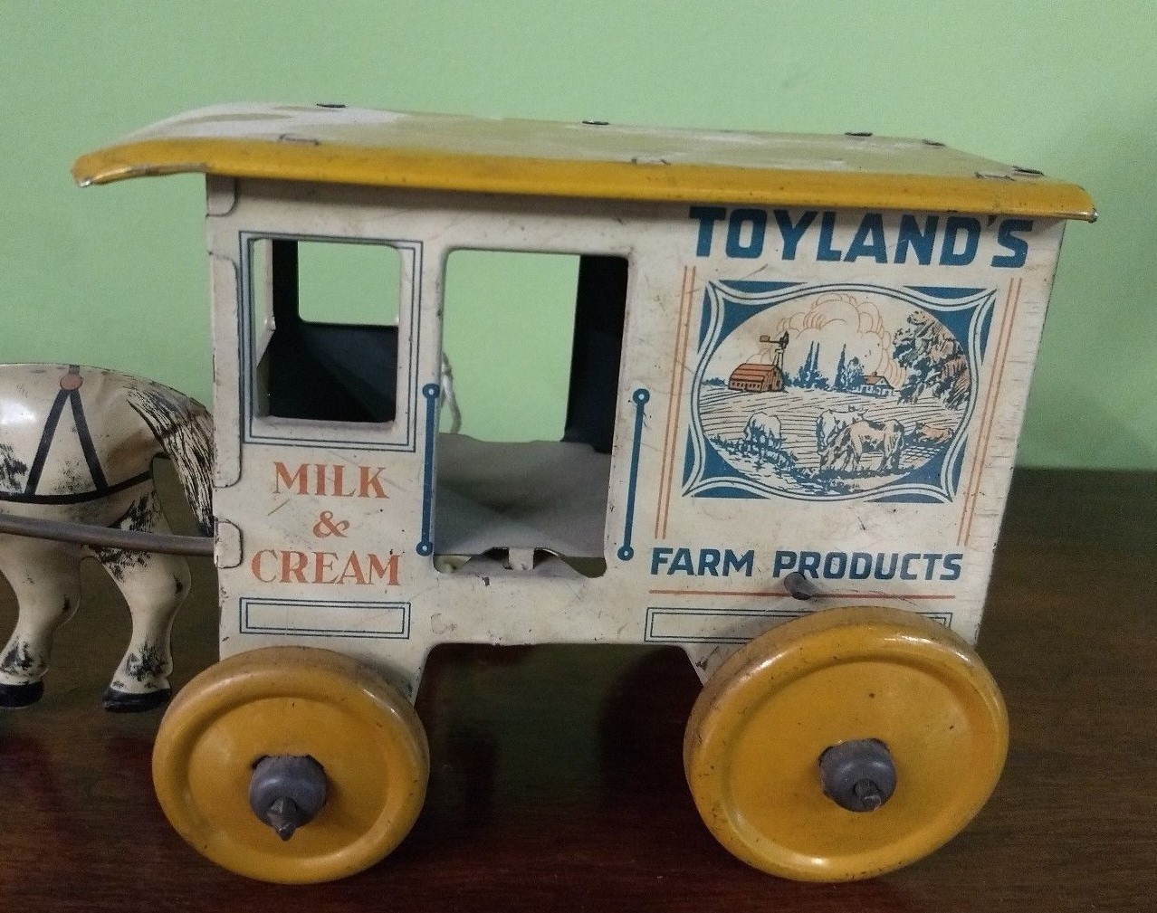 Marx Tin Litho Wind Up Toy Horse and Wagon