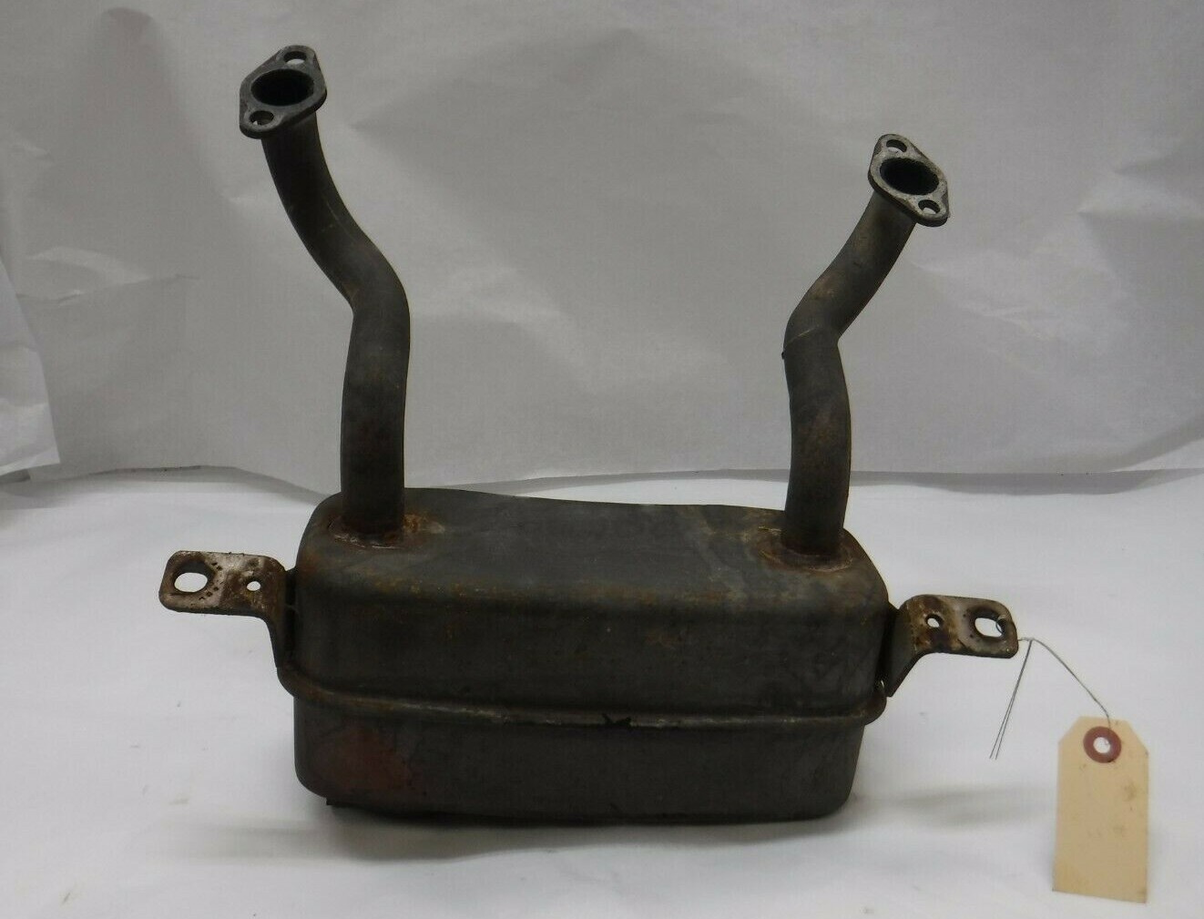 Muffler off of John Deere GT235, Part Number AM133586のeBay公認海外通販｜セカイモン