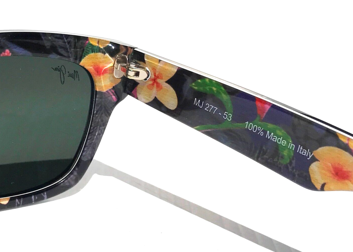 Pre-owned Maui Jim You Move Me Black & Floral Polarized Grey Gradient Sunglass 277-53 In Gray