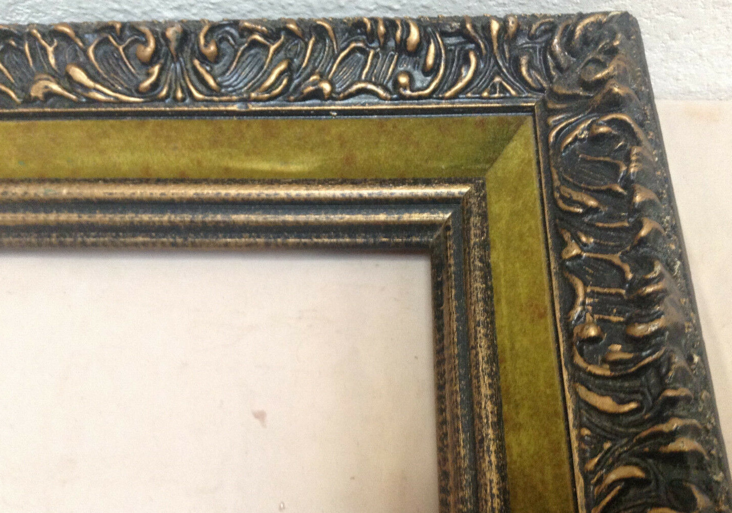 Vintage Victorian Gold Gilt Picture Frame With Black Top-Coat Fits 14