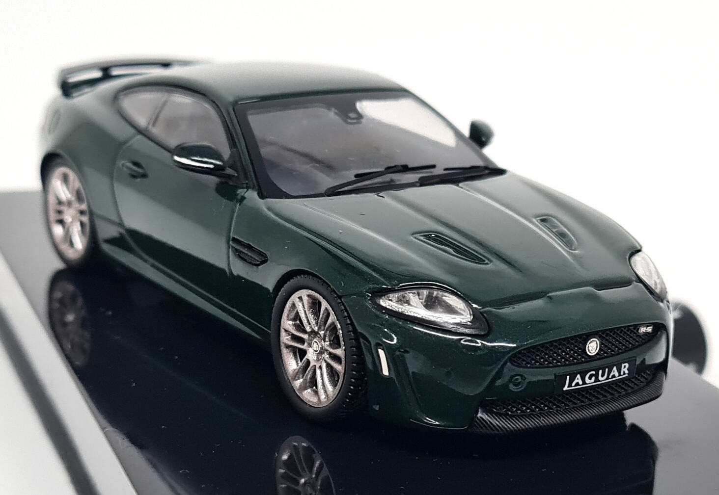 ミニチュア模型 1/43 スケール トゥルースケールミニチュアズ 1/43 ローラT810 1985 ニッサン