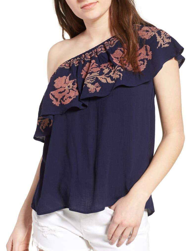 SUN & SHADOW 157666 Women's Embroidered One-Shoulder Blouse Navy Sz. Small