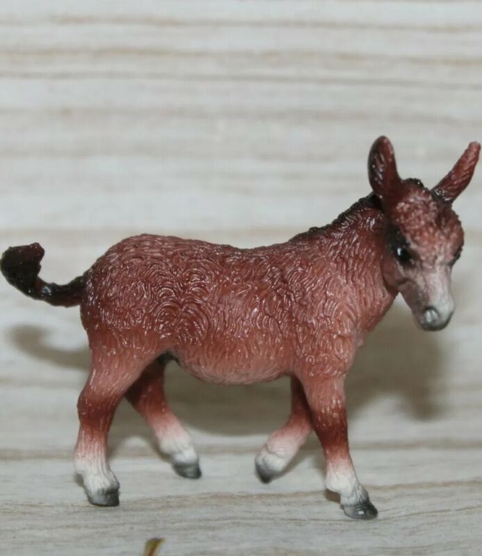 #9210 Breyer Stablemate Animal,  Miniature Red Donkey, Mr.Carrot Toy NEW