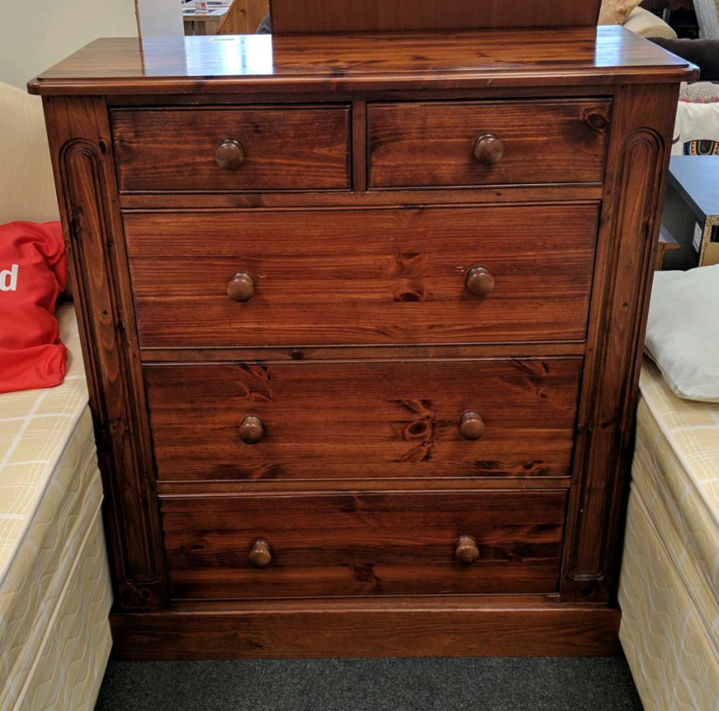 BHF 5 Drawer Dark Wood Chest of Drawers in Eastleigh, Hampshire