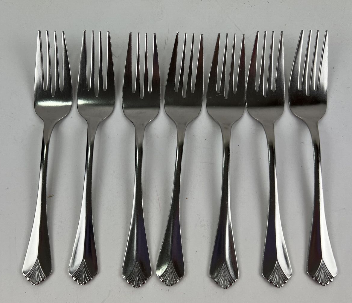 Bayport Glossy Set Of 7 Salad Forks