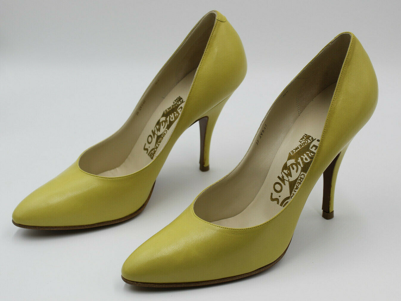 Pre-owned Ferragamo Salvatore  Women's Chianti Limone Kid Limited Edition Heel Size 36m In Yellow