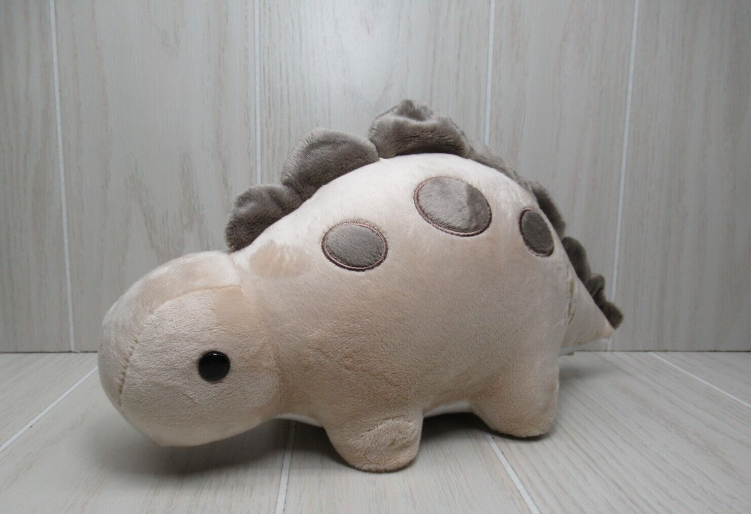 Beellzi Steggi the Stegosaurus 12