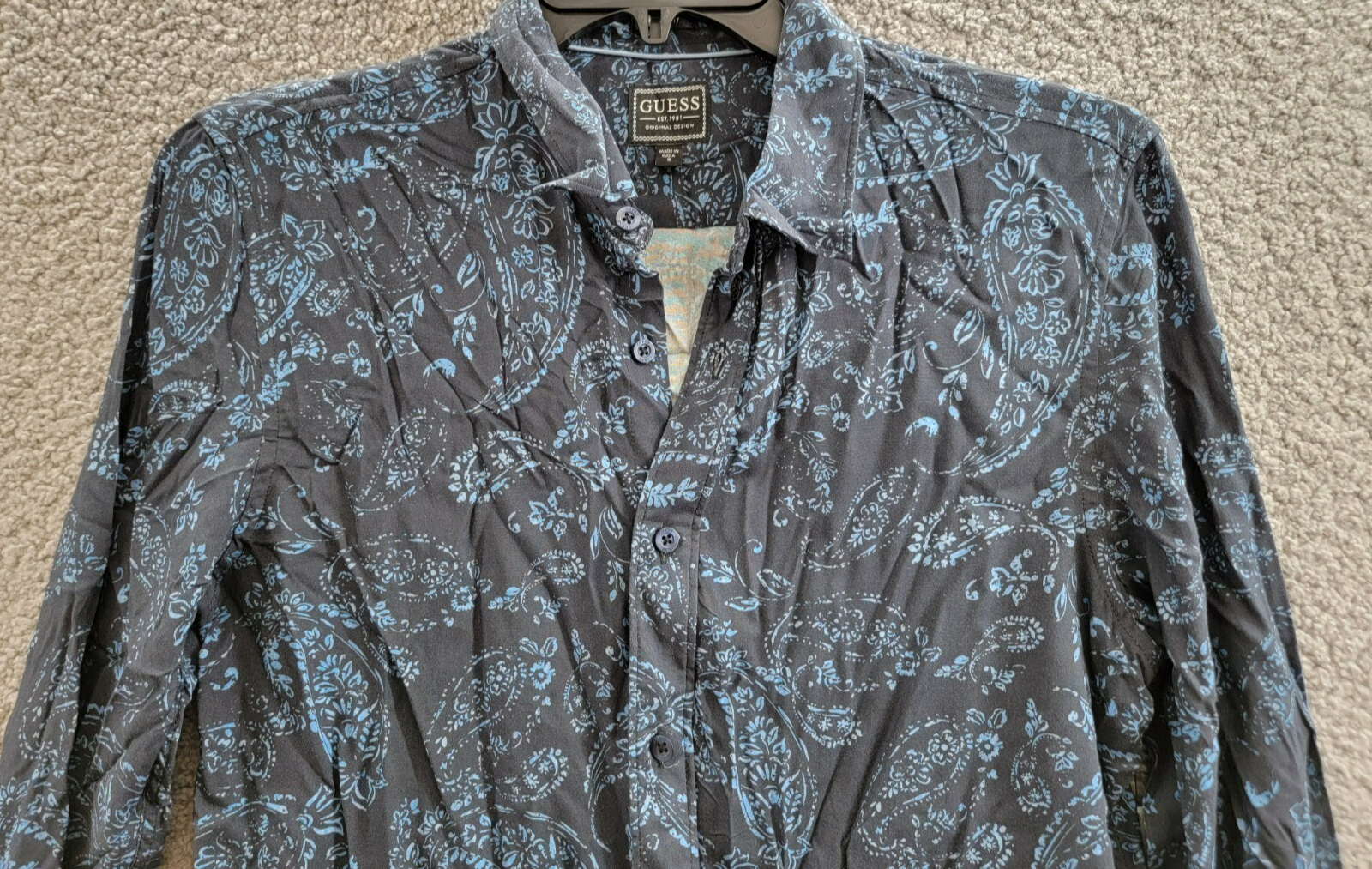 GUESS Paisley Print Long-Sleeve Shirt Men's S Black/Blue Button Front Closure - Picture 3 of 18