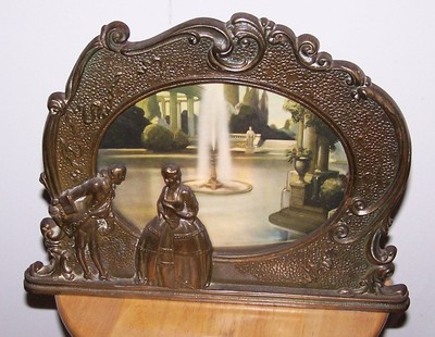 Colonial Couple At Water Fountain Metal Motion Lamp Scene In Action Corp. 1931